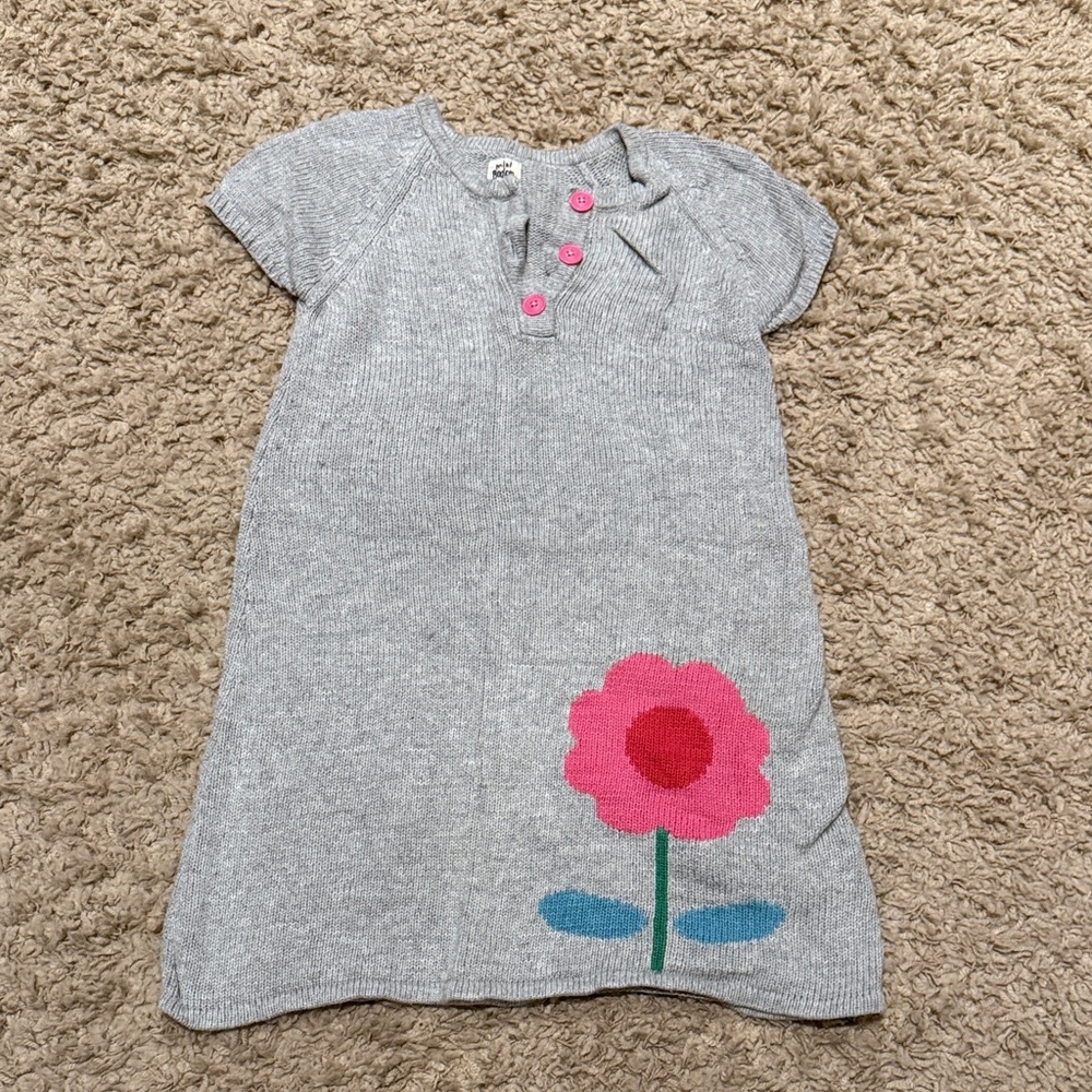 Mini Boden Gray Knit Flower Sweater Dress with Pink Buttons 9-10